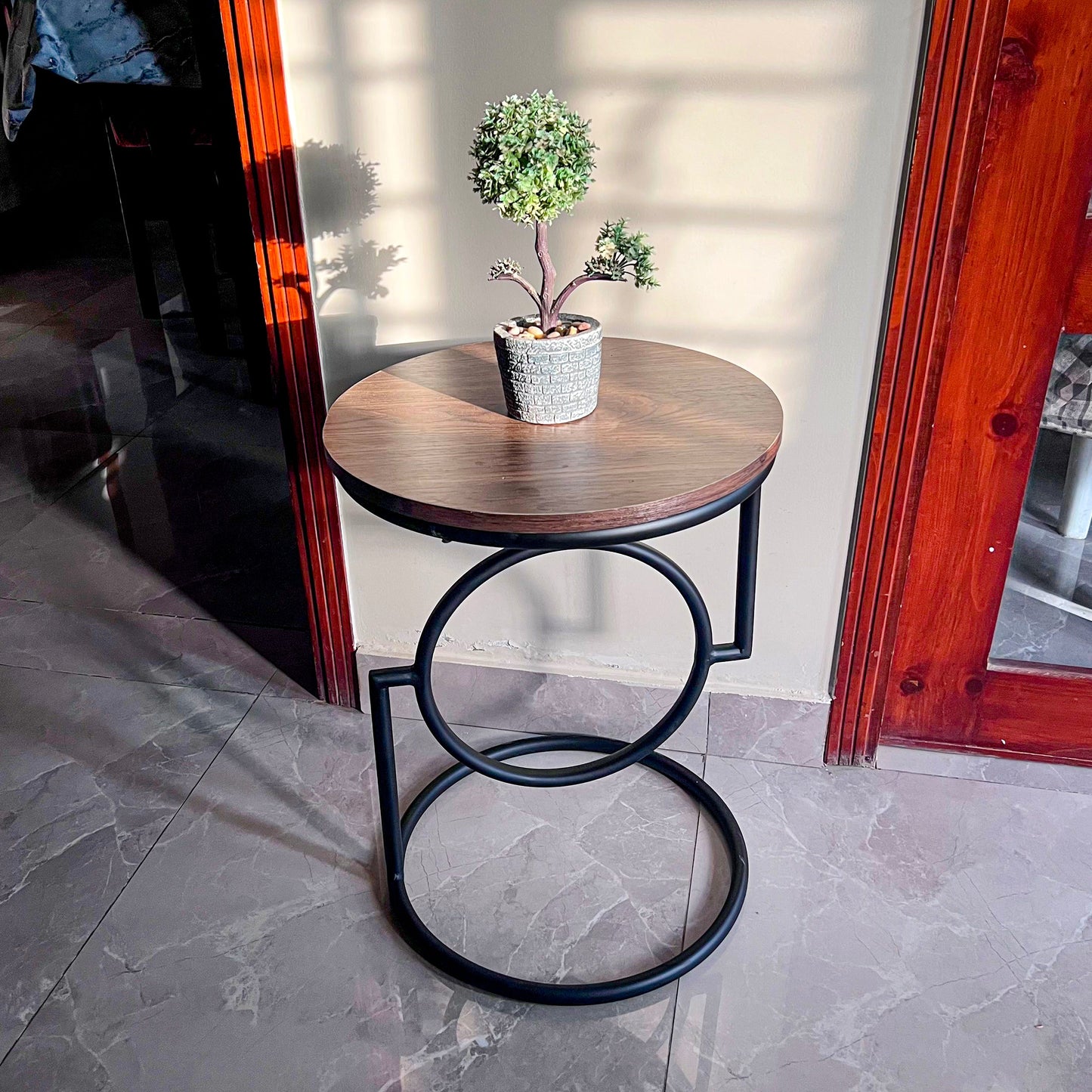 Loop Frame Accent Table by Matrix