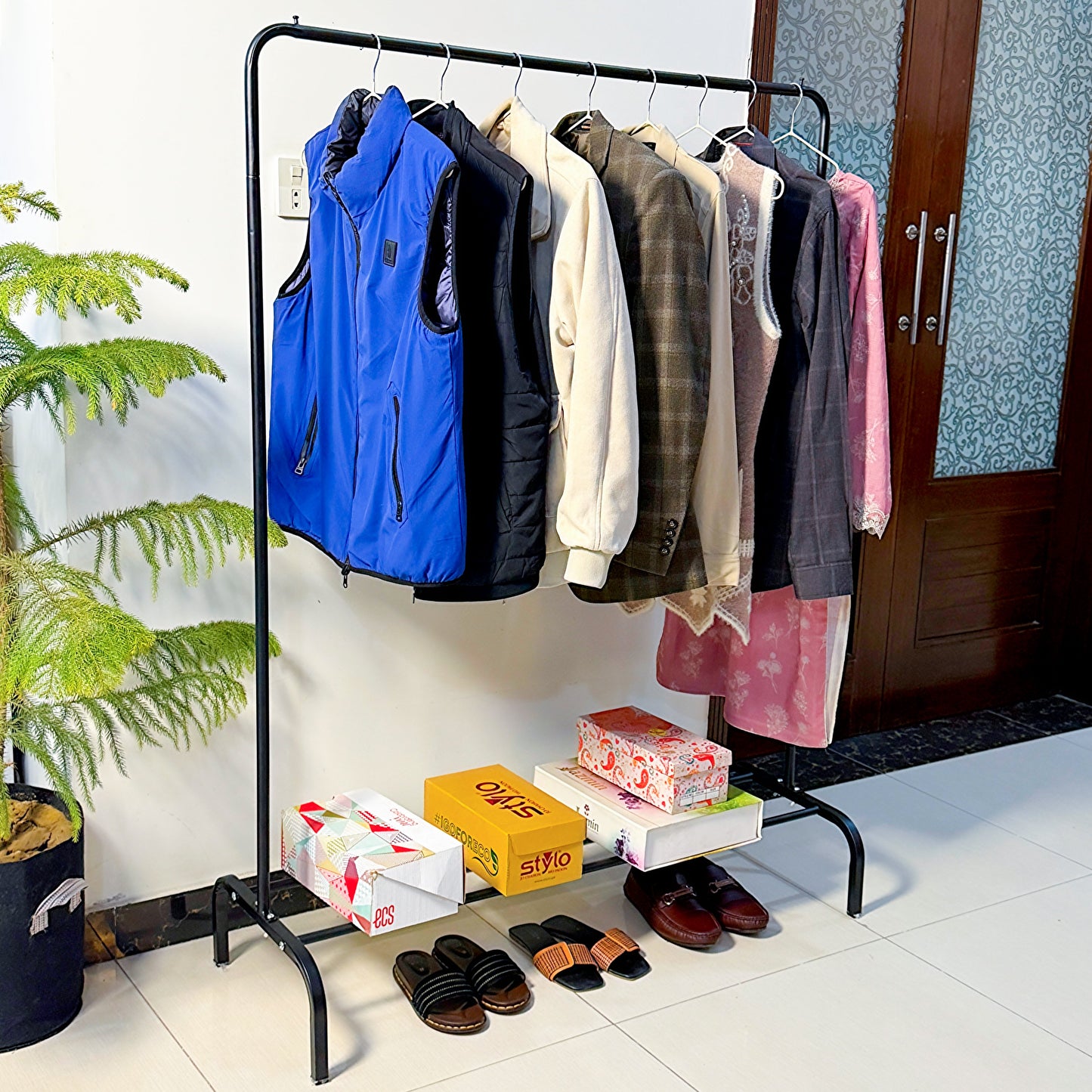 Single Pole Metal Cloth Stand By Matrix (A)