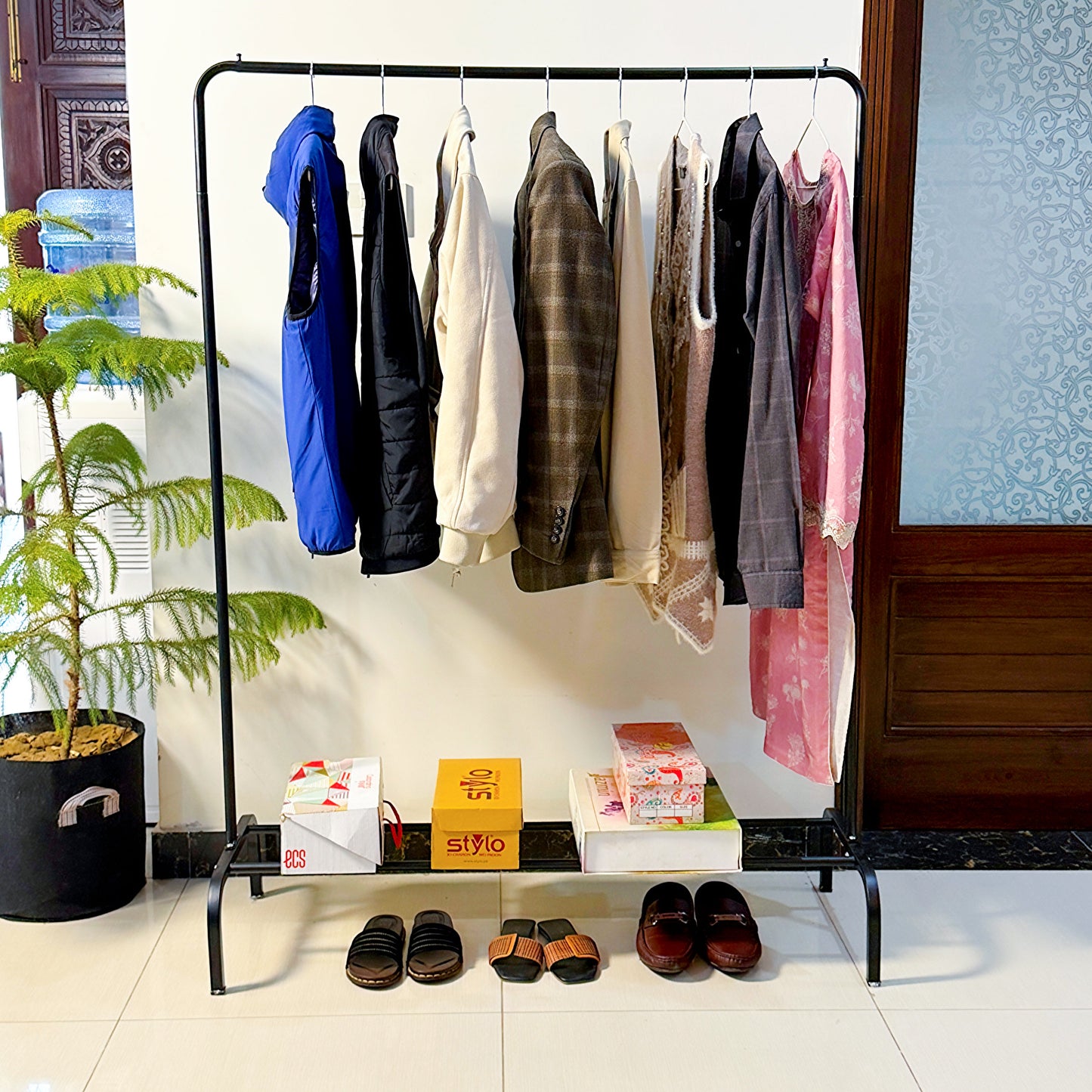 Single Pole Metal Cloth Stand By Matrix (A)